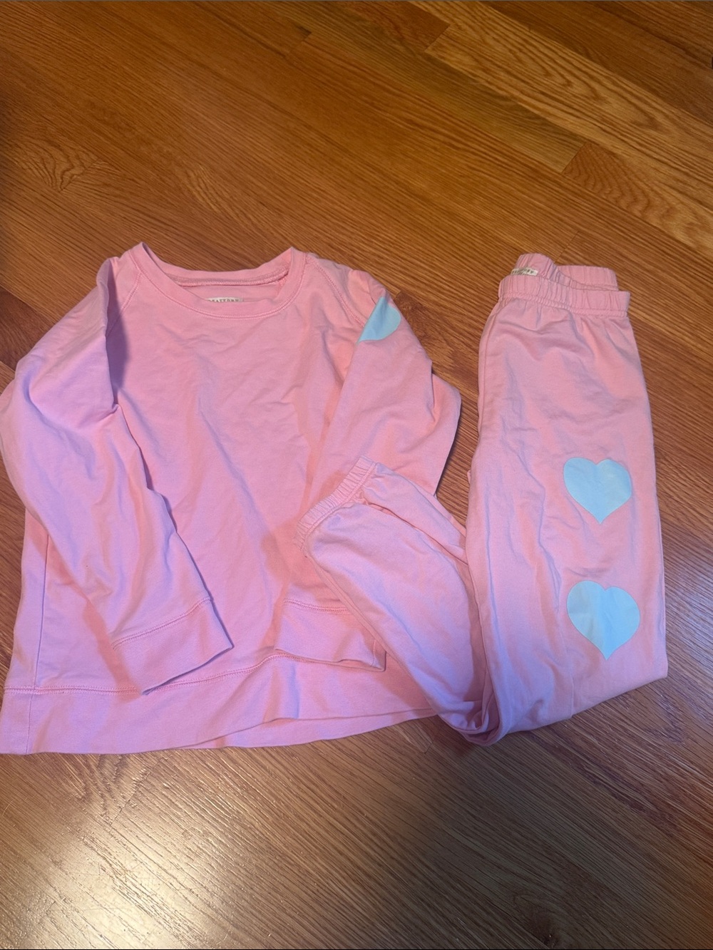 Beaufort bonnet matching pink heart set